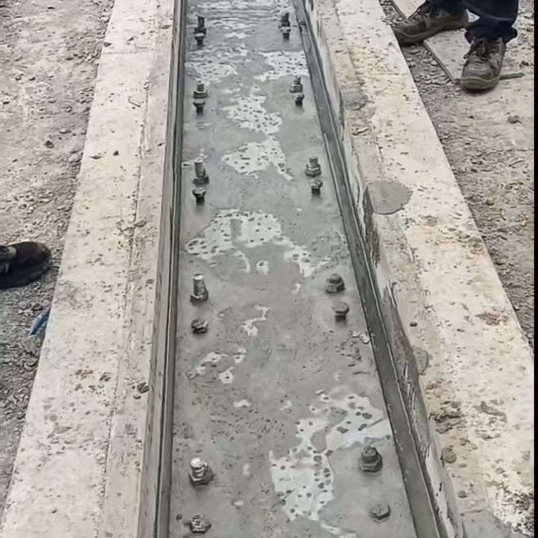 泽库环氧树脂轨道胶泥是什么？用在哪里？